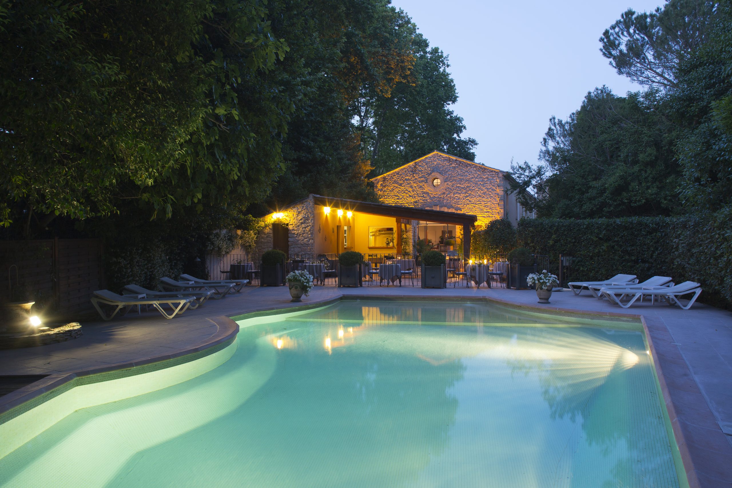 piscine nuit