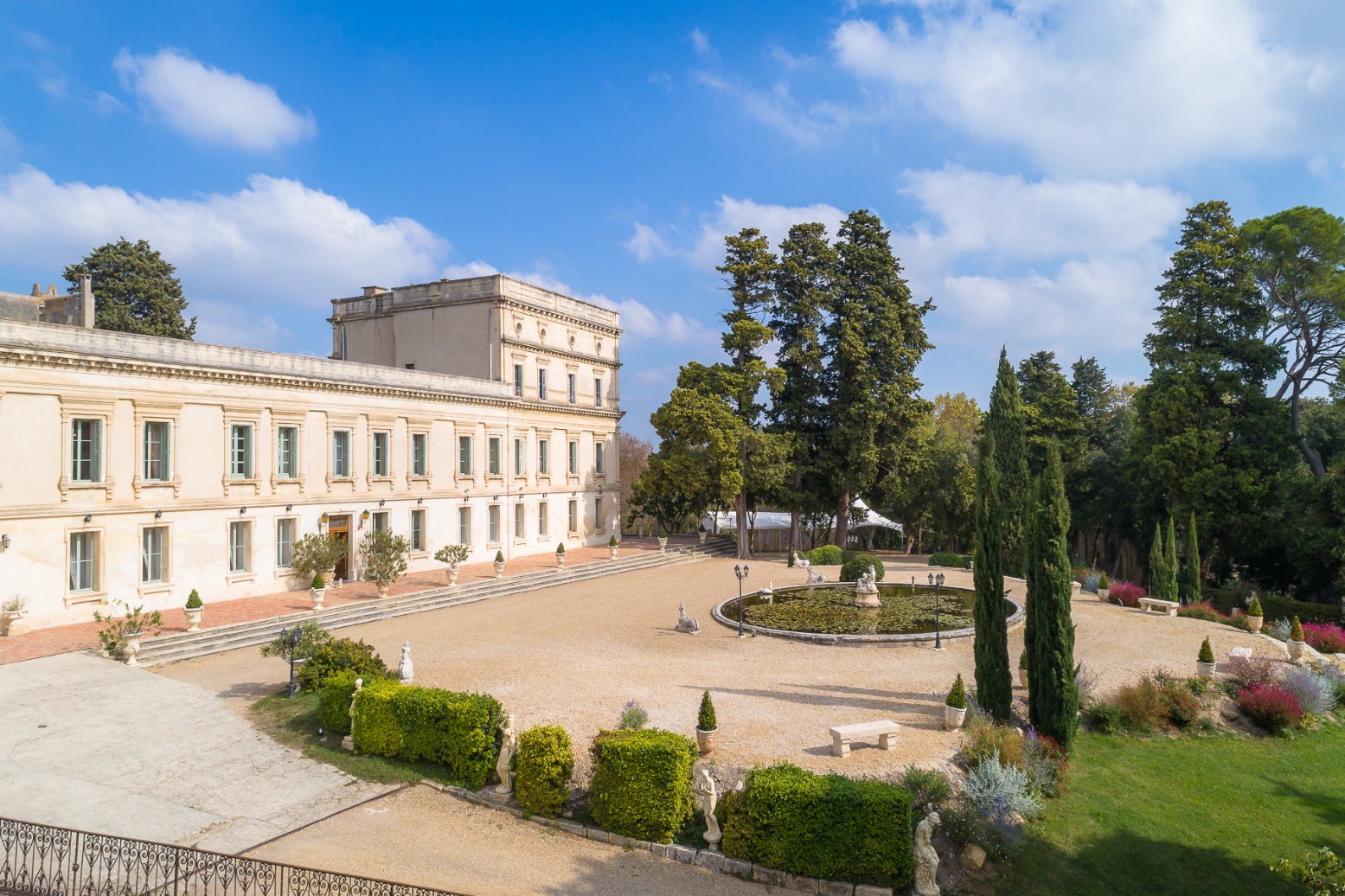 Visitez Maison Soyeuse