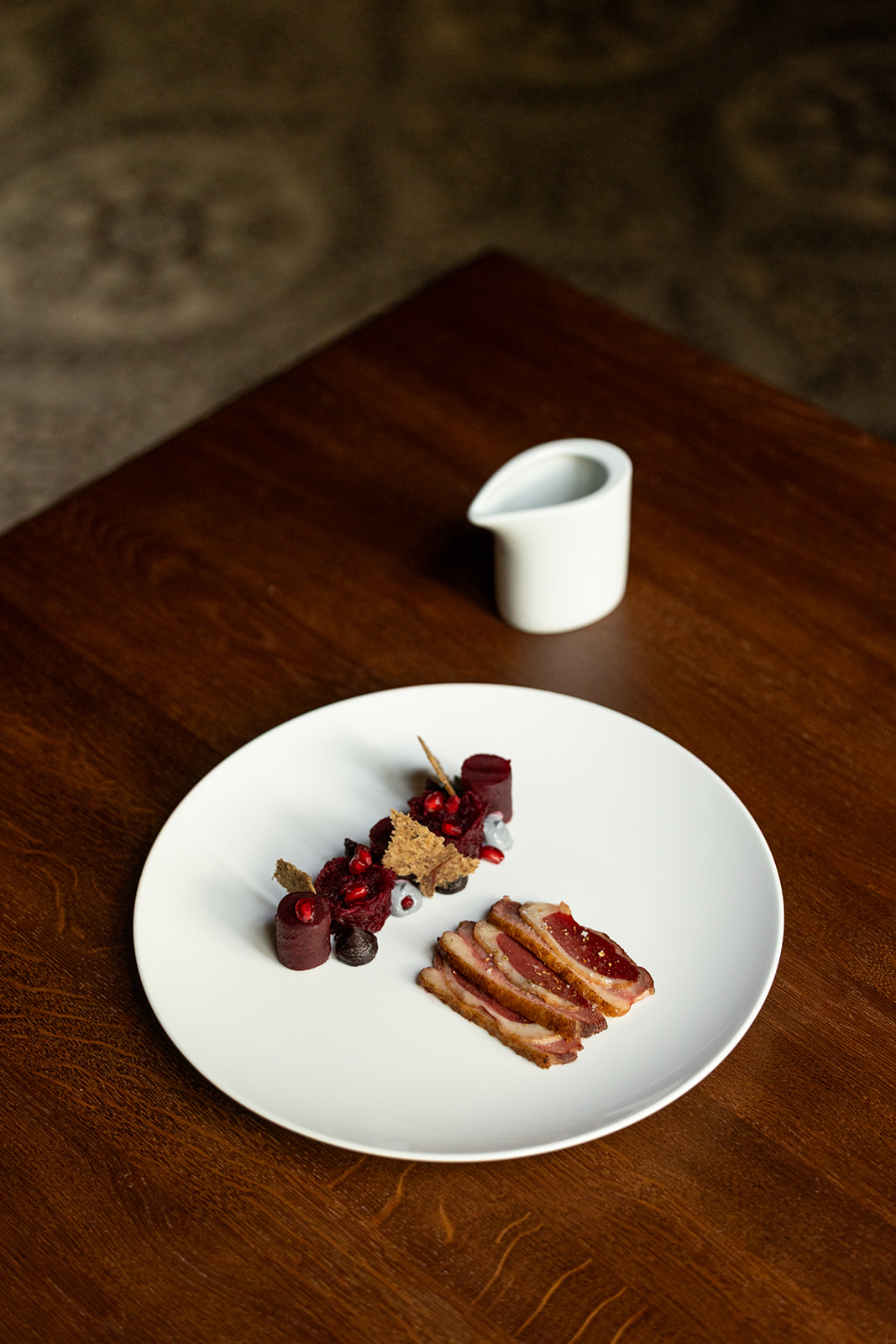 Red 3R7A0798 RED/GIGI